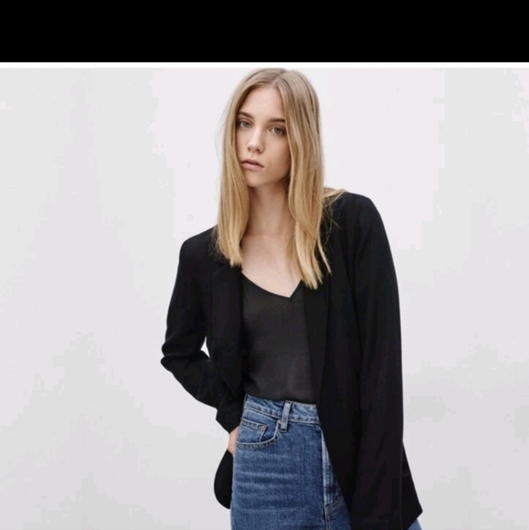 Talula Kent Soft Rayon Light Blazer Size 10 Black Euc - Picture 3 of 13